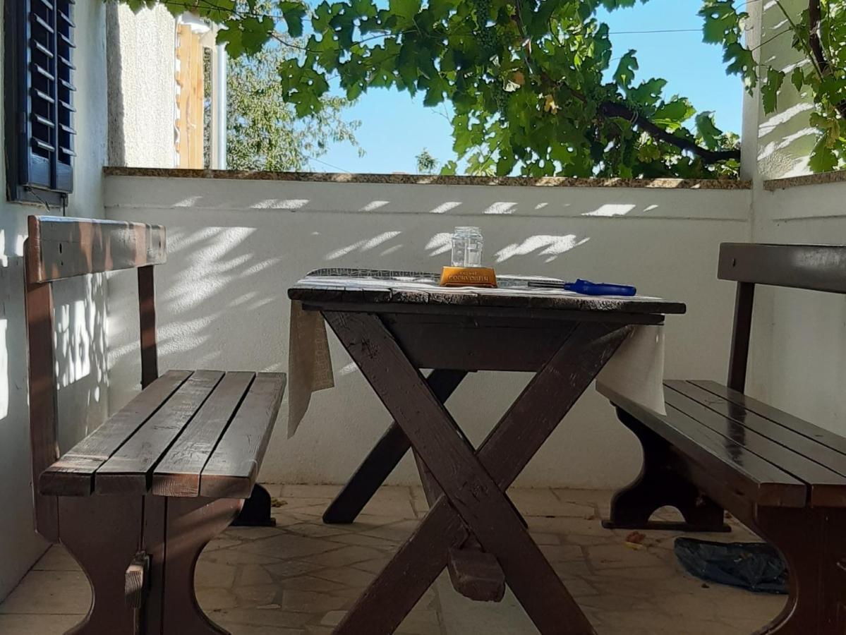 Holiday Home Loznati كريس المظهر الخارجي الصورة